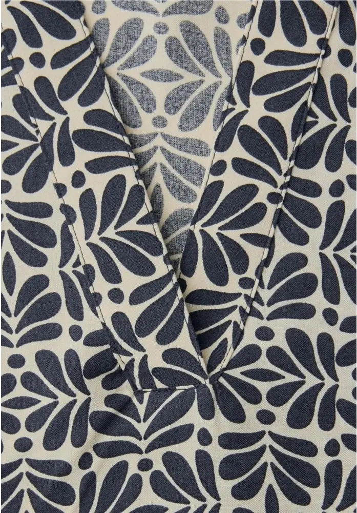 Blouse Street One
